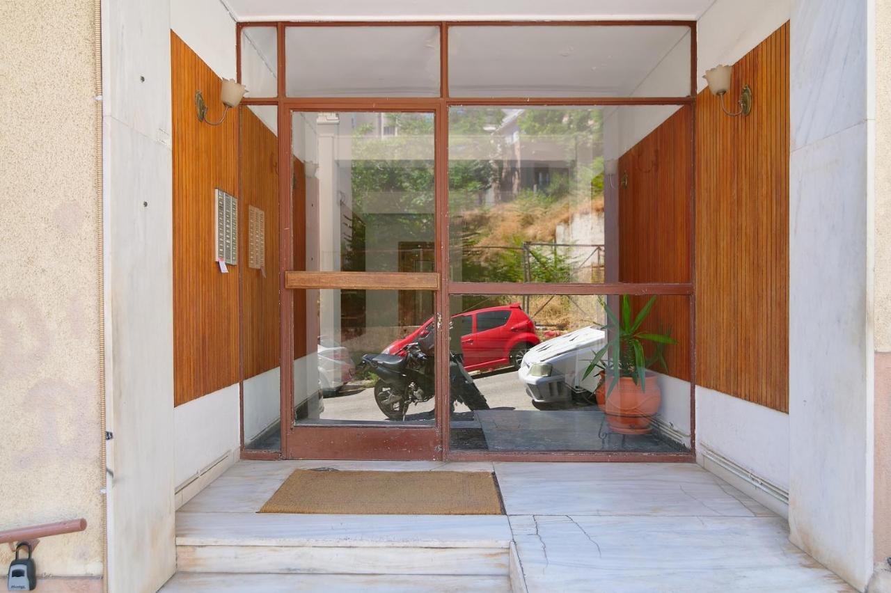Venias Two-Bedroom Apartment Kallimarmaro And Zappeio Area Atenas Exterior foto